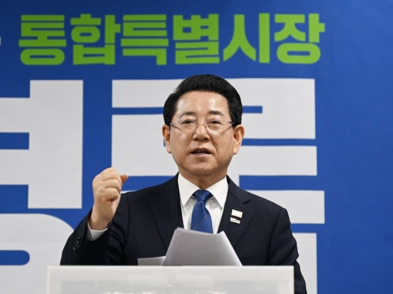 김영록 "강기정 결단 없었다면 통합 어려웠을 것…신정훈과 단일화 존중"