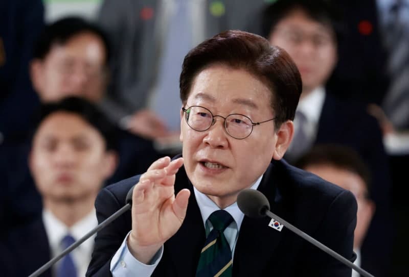 이 대통령 "에너지 문제, 잠 안 올 정도로 심각…재생에너지 신속 전환해야"