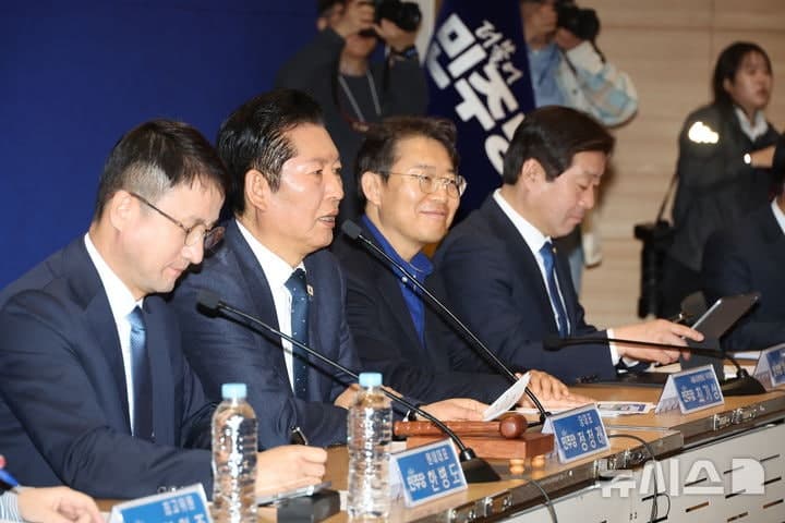 정청래 "내일 전쟁 추경 국회 제출…역사상 가장 빠른 속도로 처리"