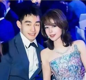 55세 中 미용 재벌, 30세 연하 모델과 6번째 결혼하며 109억 혼수품 건네