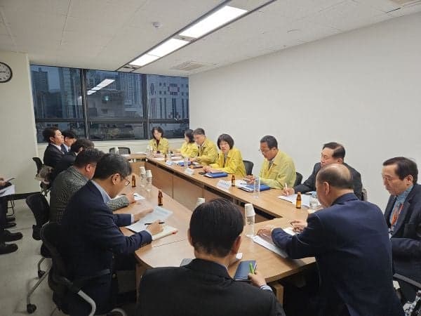 해수부, 중동전쟁 장기화 우려…항만 에너지 수급 긴급 점검