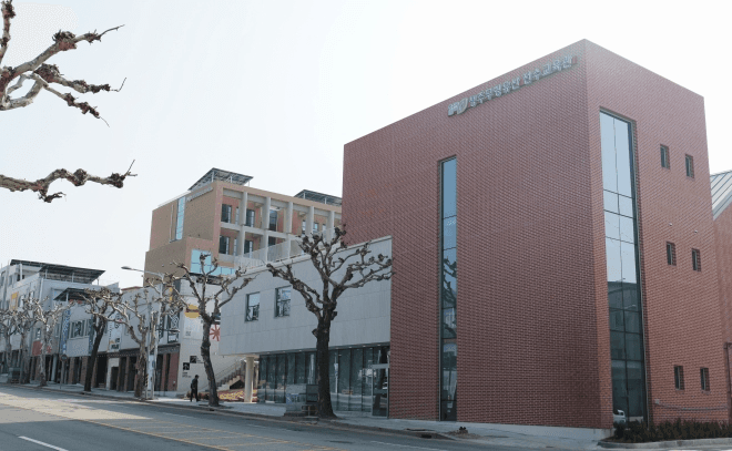 청주무형유산전수교육관 개관…1500년 예술혼 잇는 '교육부터 체험까지'