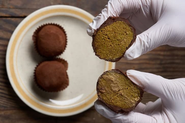 한국선 남아도는데 일본선 '두쫀쿠 절도범'까지 등장…무인가게 '싹쓸이 절도' 기승