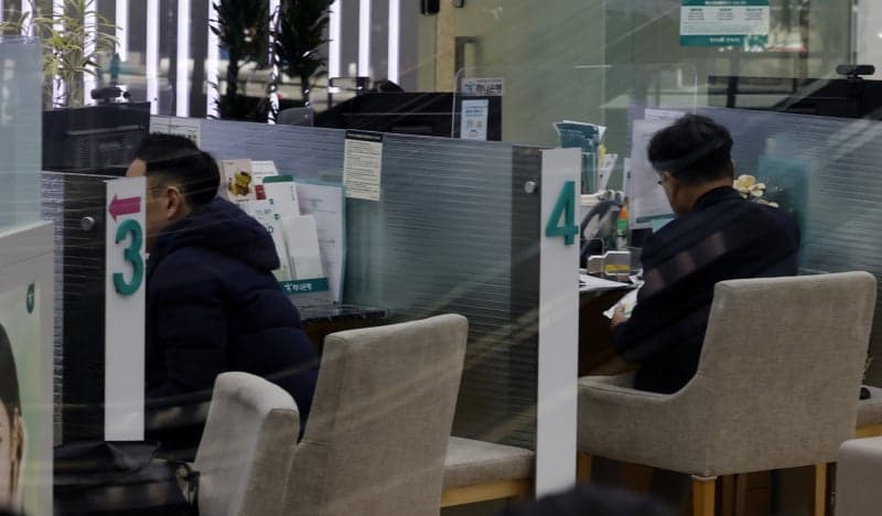 은행 작년 말 보통주자본비율 0.12%p 하락…"배당 확대·고환율 영향"