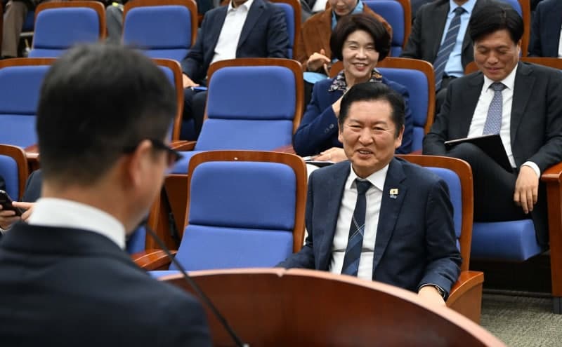 정청래 "역대 가장 빠른 추경"…"국민 숨넘어가는데 정쟁할 때 아냐"