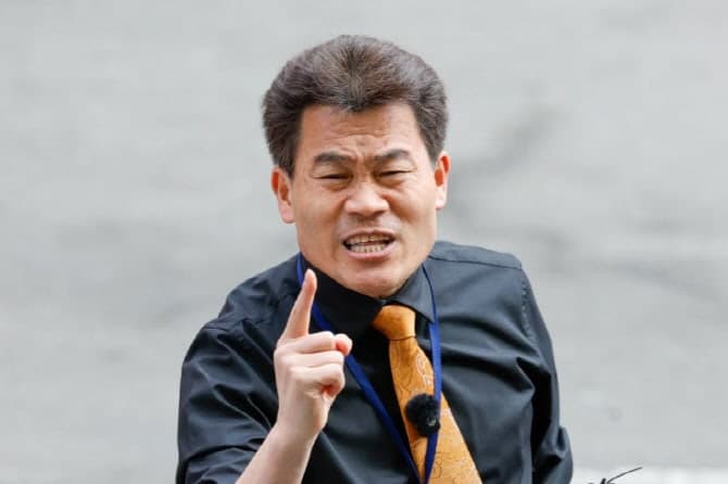 경찰, '李대통령·이준석 허위사실 유포' 전한길 4월1일 재소환