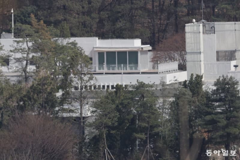 "대통령실 행정관, 관저이전 감사에 허위 답변 지시" 법정 증언