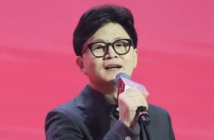 李대통령, 중동발 위기 비상대응…긴급재정명령 언급