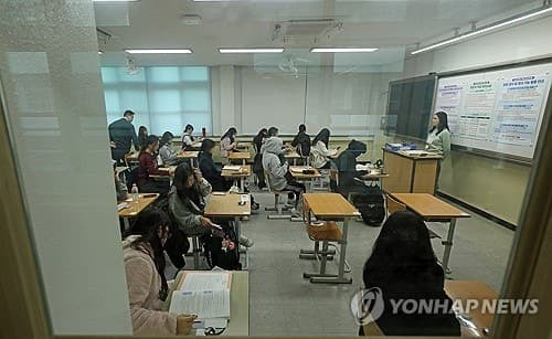 수능 '공교육 범위' 출제 강조…의대증원·N수생은 변수되나