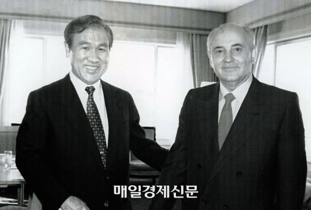 北 "中 주석 방한 시 대만 수교" 엄포…30년 전 외교문서로 드러난 북한의 불안