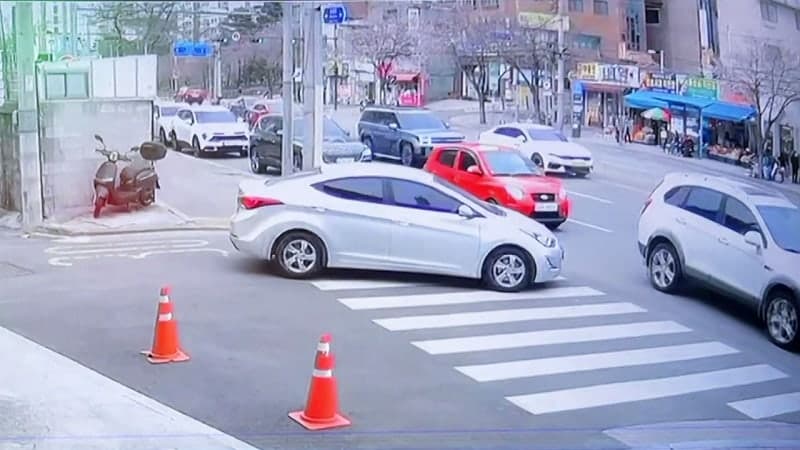 “왜 새치기해” 고유가 속 주유소 새치기에 흉기 위협한 30대 체포