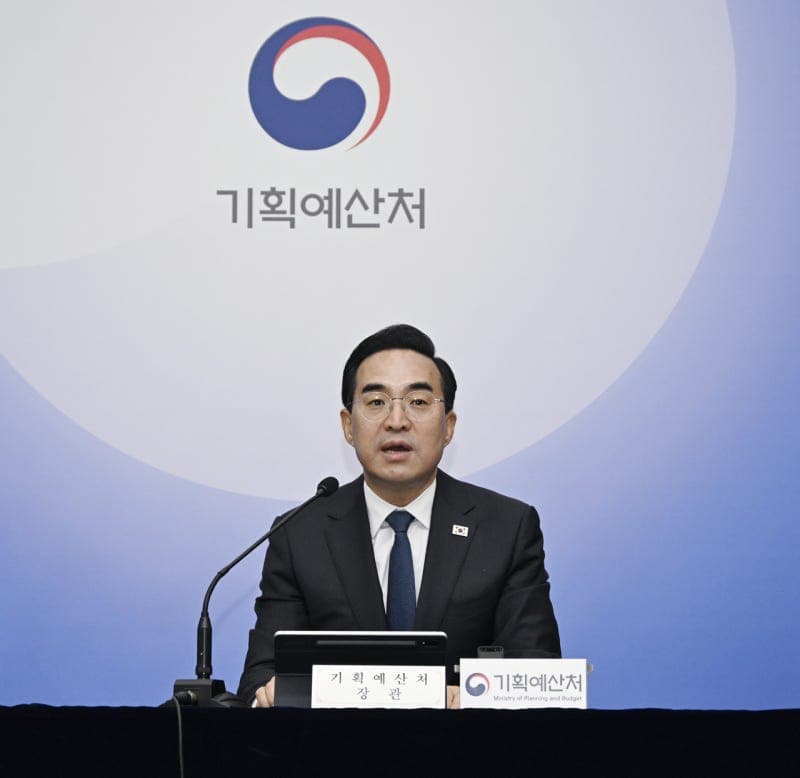 박홍근 "추경 피해지원금 4월말~5월 지급 전망", 1인 가구 385만원·2인 630만원 기준