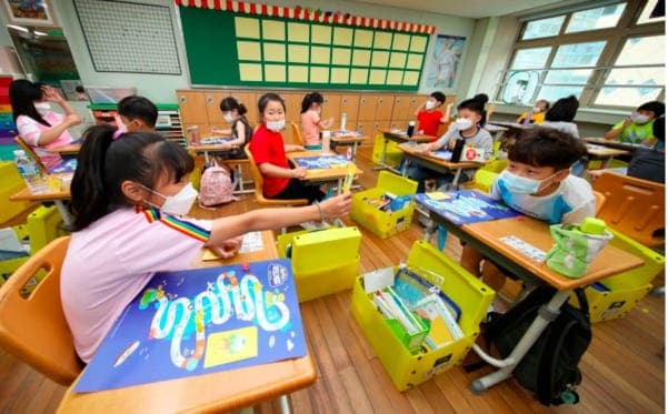 초중고 학생 절반 "통일 필요"…북한은 '경계·적대 대상' 56% 인식