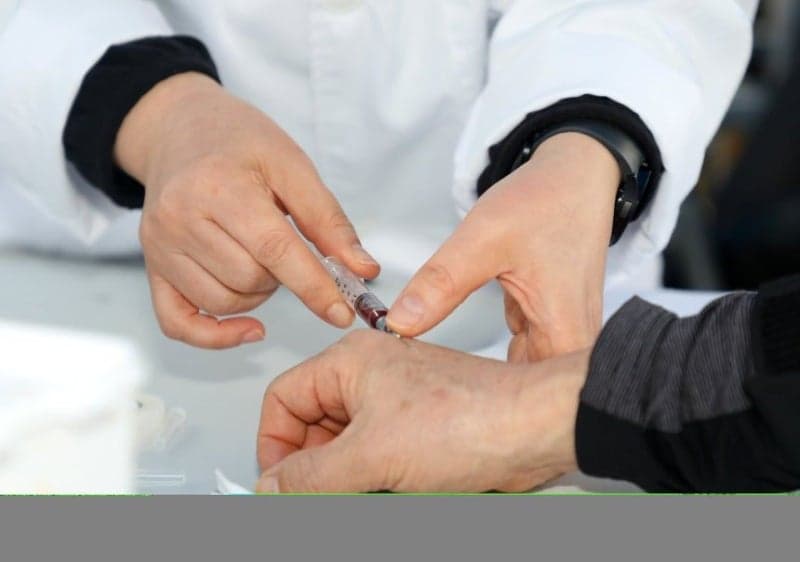 정부, 희귀질환 진단지원 42% 확대…1150명 대상, 조기 발견 및 지원 확대