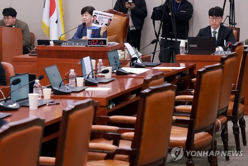 국정조사 특위, 대장동 일당 및 쌍방울 김성태 등 증인 채택…국힘 "이 대통령 공소취소 빌드업" 반발