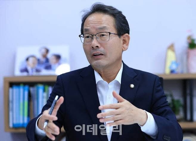 스테이블코인법 입법 또 지연…금융위 질타에 여야 "정부안 나와야"