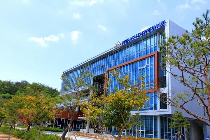 4월 4일부터 자치단체장·교육감 행사 개최·후원 금지, 선거 60일 전 행위 제한 적용