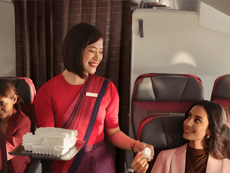 "살찌면 월급 깎고 출근 금지"…에어인디아 승무원 '체중' 정책 논란 확산