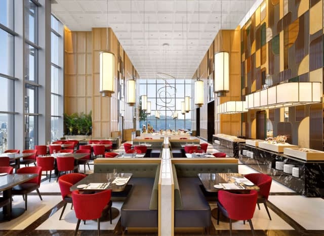 조선호텔앤리조트, '랜더스 쇼핑페스타' 참여 "객실·다이닝 등 최대 80% 할인"