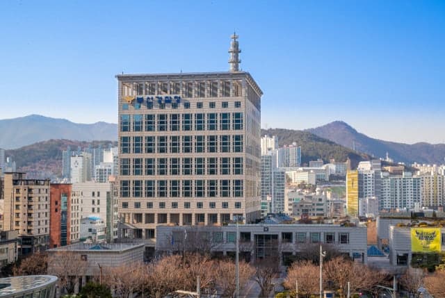 부산경찰청, 만우절 거짓신고 엄정 대응…"민형사 책임" 경고