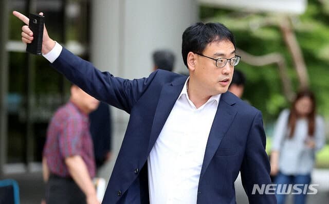 변희재, '尹 퇴진 집회' 불법 후원금 모집 혐의로 약식 기소