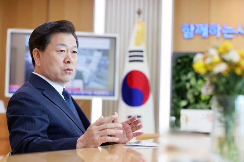 박승원 광명시장, 경쟁 후보 비판에 "시민 성과 폄훼는 모독" 정면 반박