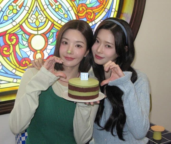 "다시 만난 파란라벨" 파리바게뜨, 권은비·김민주 모델 발탁