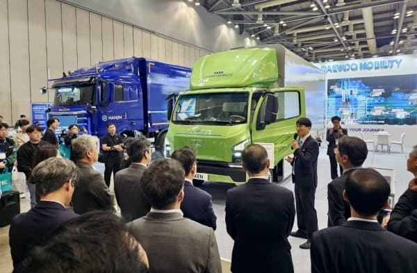 “기쎈 택배차 있습니다”…타타대우, 전기 물류차 시장 본격 공략