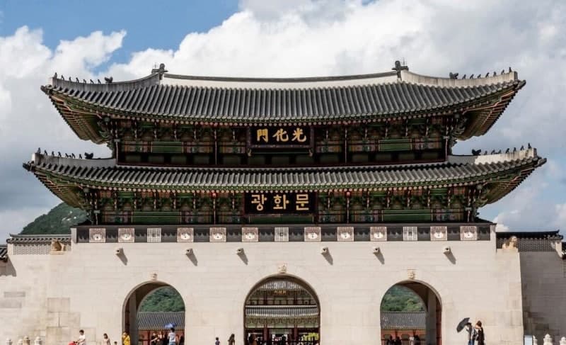 “광화문 한글 현판, 한국을 한국답게 만들 것”…또 불붙은 광화문 현판 논란