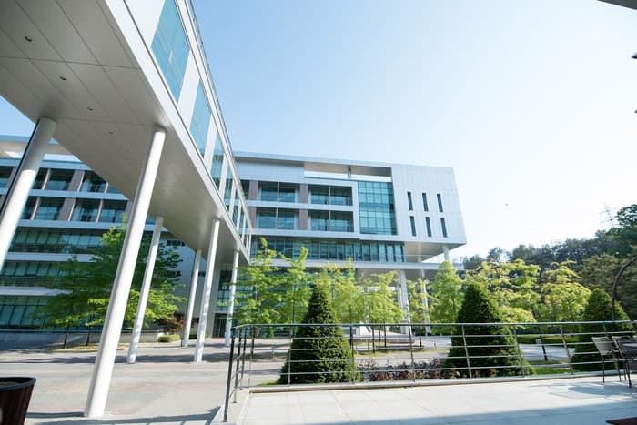 영진전문대-HD현대로보틱스, 지능형 로봇 인재 양성 위한 산학협력 협약 체결