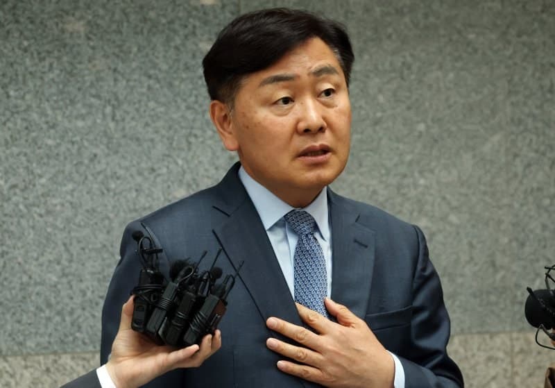 김관영 전북지사 "청년 단체에 대리비 줬다가 회수"…돈 봉투 의혹으로 민주당 윤리감찰 및 경찰 수사