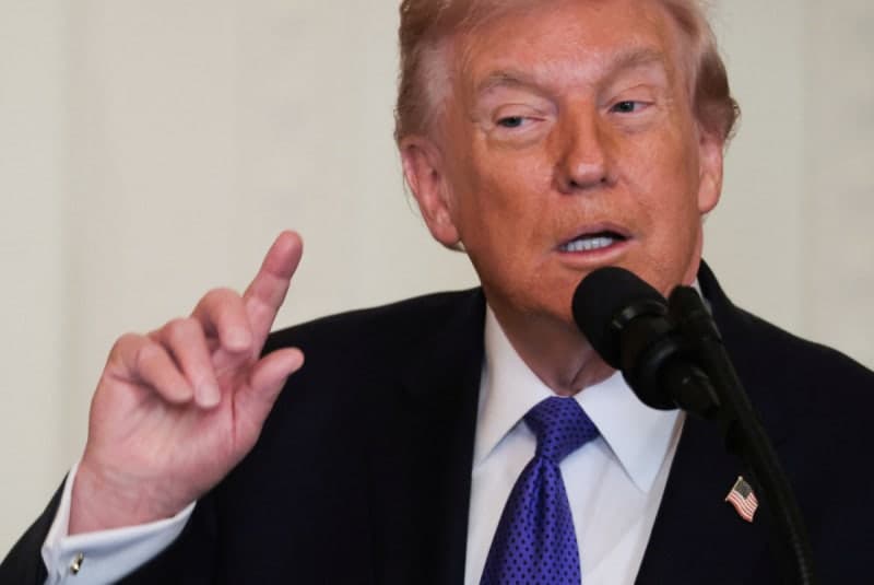 트럼프 "2~3주 내 이란 철수"…종전 기대감 속 호르무즈 변수