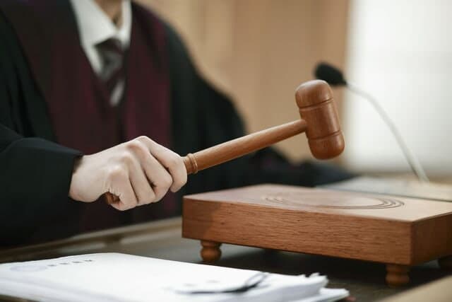 스토킹 피해자, 법원에 직접 '접근금지' 신청한다…처벌법 개정안 국회 통과