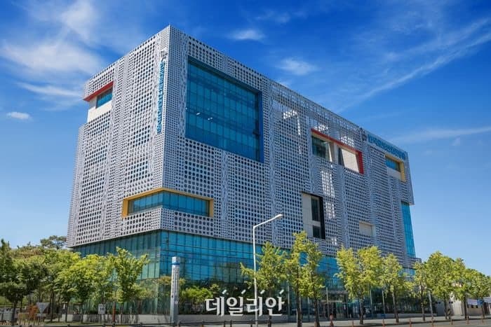 KIRIA, 3일·6일 '2026년 서비스로봇 지원사업 설명회' 개최