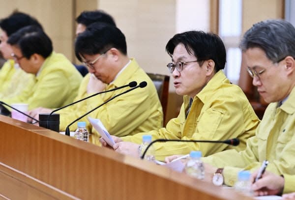 김정관 산업장관, '비축석유 北 유입설' 유튜버들 경찰 고발