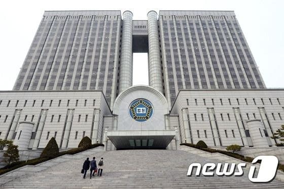 법원 "손해 미확정과 선관주의 위반은 별개" 고려아연 '이그니오' 투자 문제없나...주주대표소송 '증거 공방'