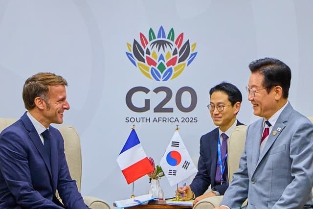 李대통령, 마크롱과 친교 만찬…손종원 셰프 요리·BTS 앨범까지