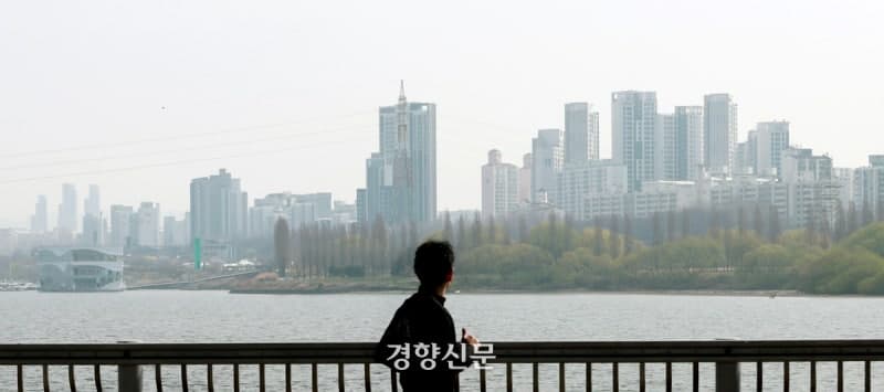 전국 대체로 맑고 일교차 커…서울 등 미세먼지 '나쁨'