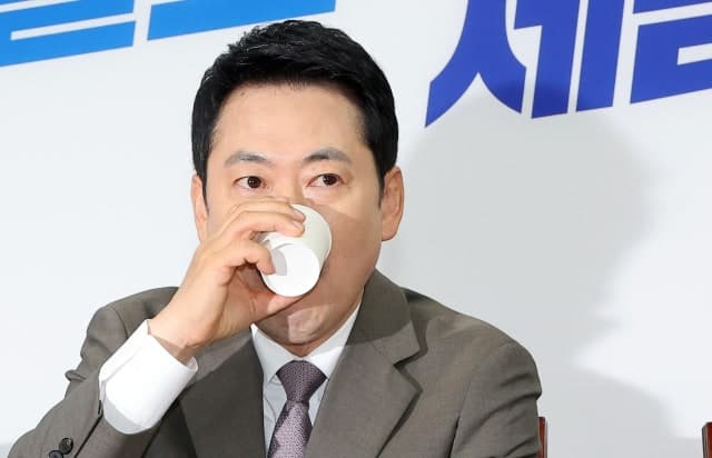 장동혁 "국힘 사건만 한곳에…재판 공정성 의심" 국민의힘 '박덕흠 공관위' 컷오프 분쟁 산 넘어 산