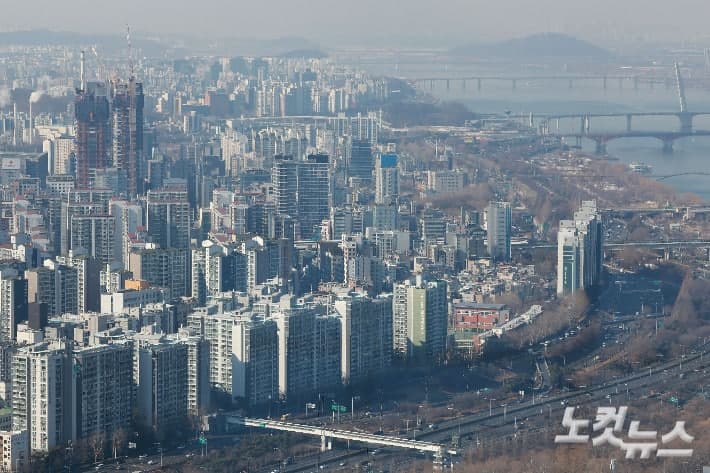 서울 아파트값 0.12%↑ 2주 연속 상승폭 확대…용산·동작 상승 전환