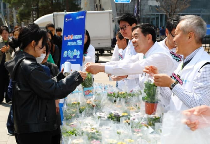 “일하는 국민 누구나 가입 가능”…퇴직연금 사각지대 없애는 ‘푸른씨앗’ 가입 확대