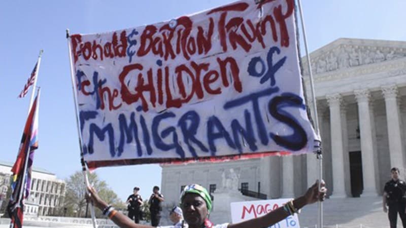 트럼프, 출생시민권 변론 대법원 출석…현직 첫 사례