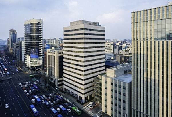 영풍, '저PBR' 위기 속 조업정지·배당 논란까지…환경 리스크와 주주가치 제고 과제 산적