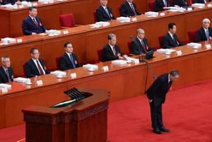 中 리창 총리, 중동 위기 속 "에너지 구조조정·신형 전력망 구축" 강조