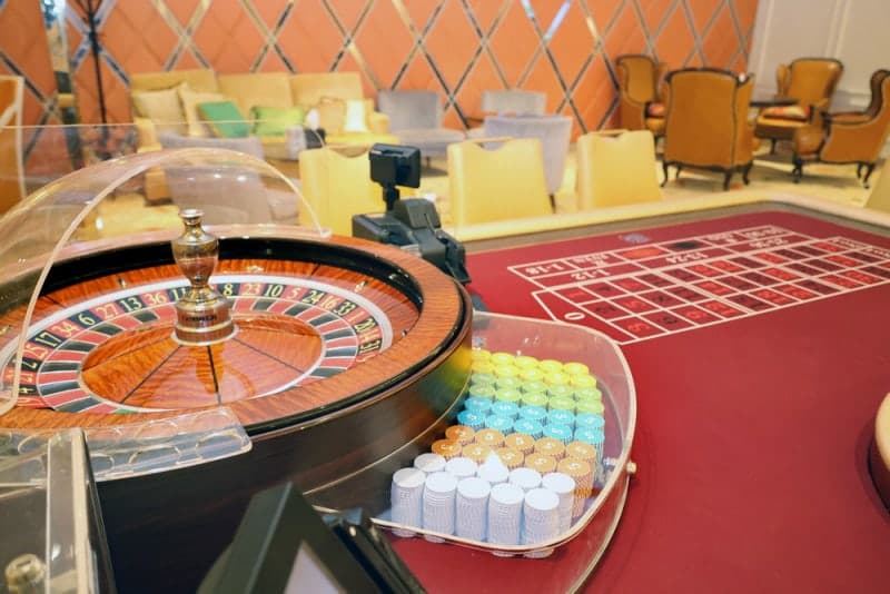 제주 외국인 전용 카지노 매출 6465억 '역대 최대' 달성, 하늘길 확대에 업계 '함박웃음'