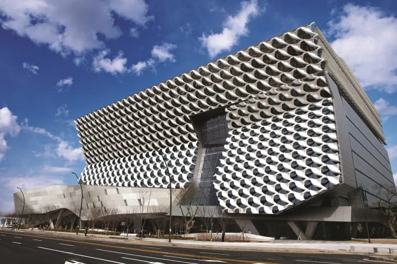 코오롱인더, 코오롱ENP 품고 글로벌 스페셜티 소재 기업 도약