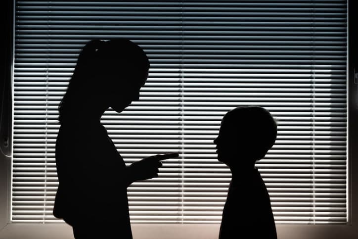 "같이 죽자" 뇌병변 4살 아들 살해 시도한 친모, 1심 집행유예 나온 이유