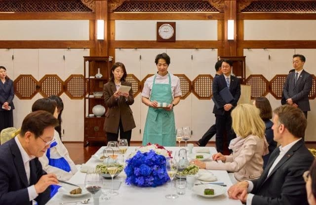 '쌍슐랭' 손종원, 마크롱 환영 만찬서 직접 서빙…K-푸드 외교 빛났다