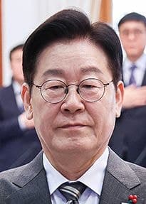 李 "소나기 아닌 폭풍우 위기… 추경은 국민 삶 지킬 방파제"