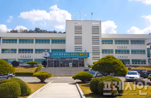 무안군, 군 공항 이전 예비후보지 선정…"군민 의견 수렴 창구 운영"